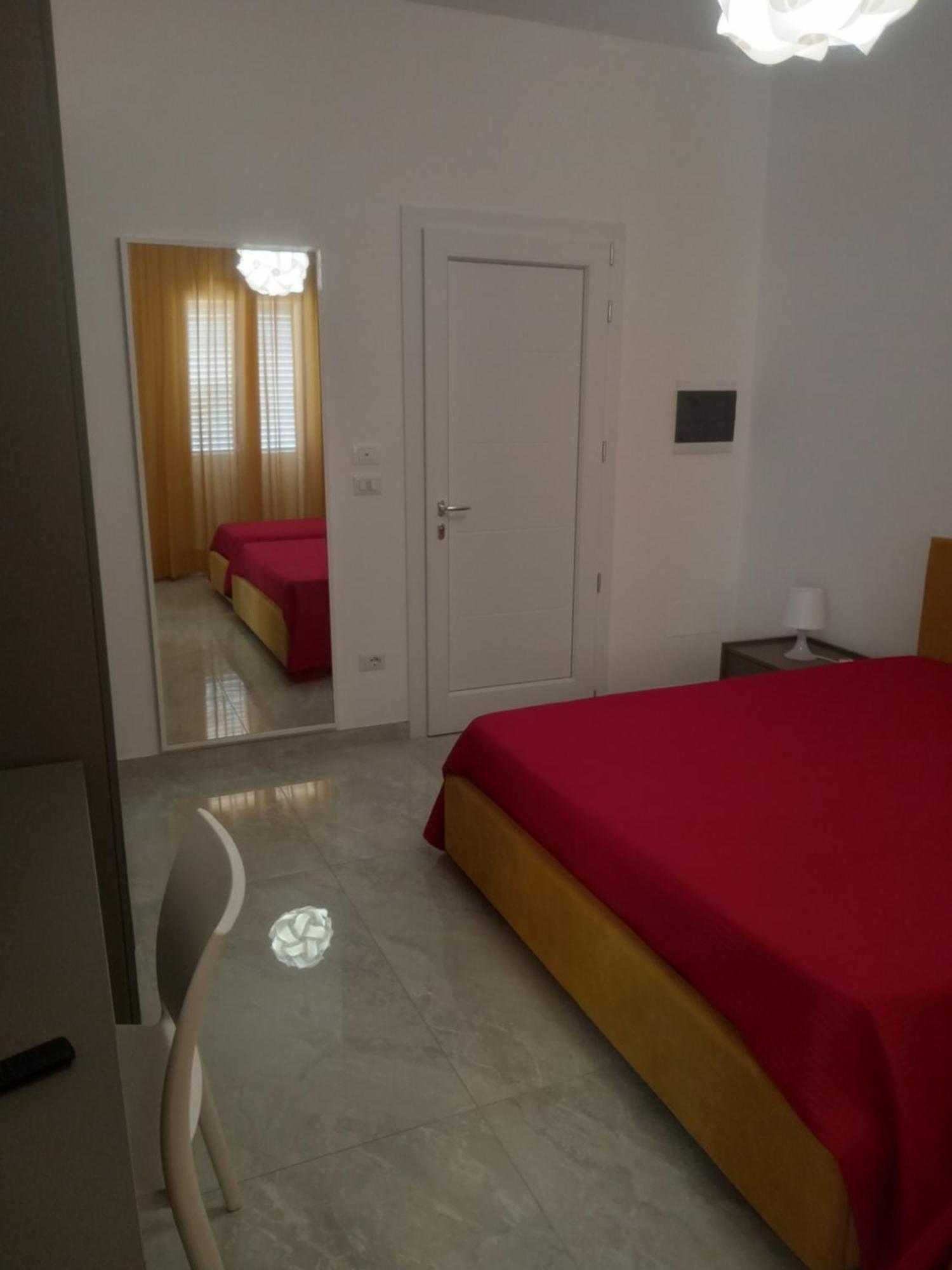 Casa Lucia Lägenhet Leverano Exteriör bild